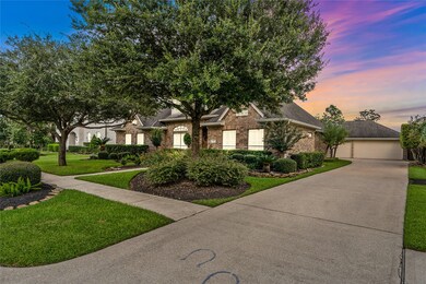 2823 Everett Dr, Friendswood, TX 77546 - photo 2