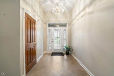 4040 Naples Dr, Columbus, IN 47203 - photo 3