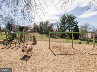 12324 Overpond Way, Potomac, MD 20854 - photo 2