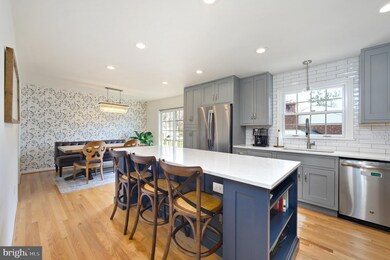 8801 Linton Ln, Alexandria, VA 22308 - photo 7