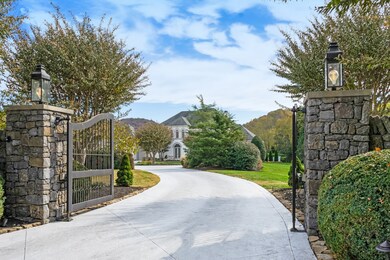 2460 Hidden River Ln, Franklin, TN 37069 - photo 3