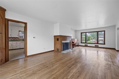 3120 Bever Ave SE, Cedar Rapids, IA 52403 - photo 7