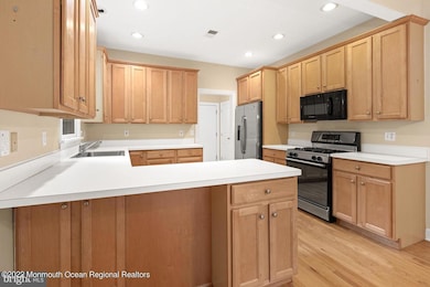 219 Hilliard Blvd, Manahawkin, NJ 08050 - photo 4