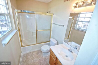 102 Charlton Rd, Winchester, VA 22602 - photo 2