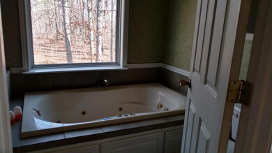 BATHROOM MASTER