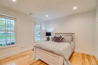 Great home office or 1st floor bedroom