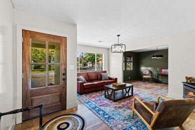 703 Austin St, Columbus, TX 78934 - photo 7