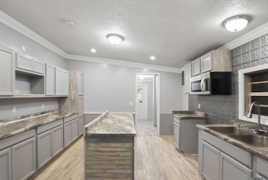 29928 Cypress St, Livingston, LA 70754 - photo 3