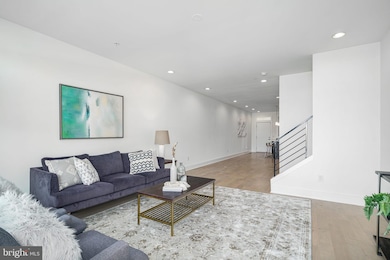 740 S Columbus Blvd unit 6, Philadelphia, PA 19147 - photo 7