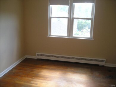 1719 Tremont St unit upper, Allentown, PA 18104 - photo 6