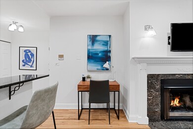 950 W Belle Plaine Ave unit 1W, Chicago, IL 60613 - photo 7