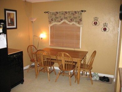 1327 S 18th St, Grand Forks, ND 58201 - photo 6