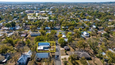 Just a few blocks from the historic Fredericksburg