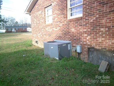 107 and 109 Sador St, Cherryville, NC 28021 - photo 3