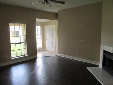 Foyer - Living room