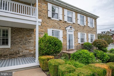 521 Elsie St, Reading, PA 19607 - photo 4