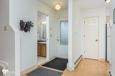 Entryway 8964-FULL