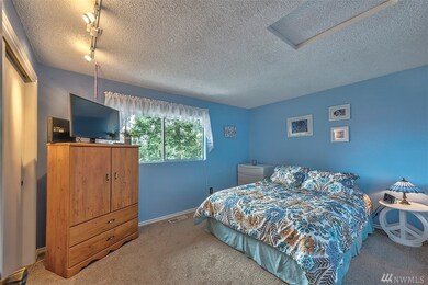 10 76th St SE, Everett, WA 98203 - photo 2