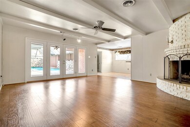 5018 Shady Nook Ct, Houston, TX 77018 - photo 7