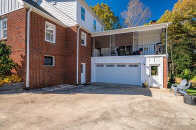 628 W 8th St, Newton, NC 28658 - photo 3