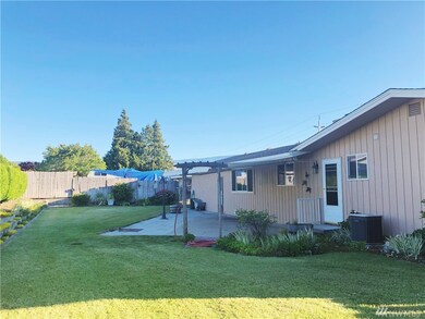 1357 Eastmont Ave, East Wenatchee, WA 98802 - photo 7