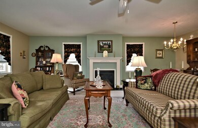 151 W Harmony Dr, Pottstown, PA 19464 - photo 6