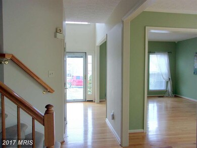 7618 Zoei Dr, Rosedale, MD 21237 - photo 4