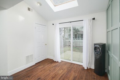 225 Leedom Way unit 103, Newtown, PA 18940 - photo 7