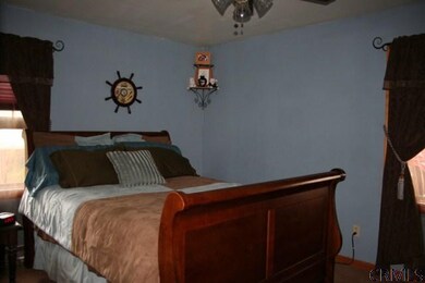 5 New Jersey Ave, Rensselaer, NY 12144 - photo 7