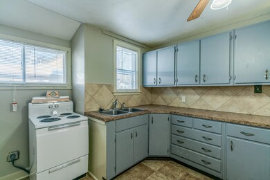 712N16thSt_0014