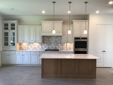 714 Platinum Stone Ln, Pinehurst, TX 77362 - photo 3