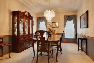 2116 Wicklow Rd, Naperville, IL 60564 - photo 6