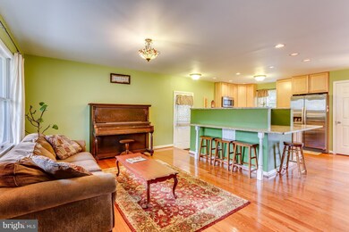 5916 Oklahoma Rd, Sykesville, MD 21784 - photo 2