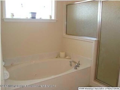 965 Gates St, Hernando, MS 38632 - photo 5