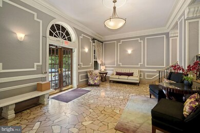 2707 Adams Mill Rd NW unit 303, Washington, DC 20009 - photo 4