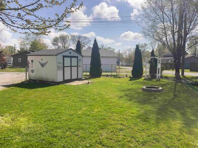 1428 Dallas St, Auburn, IN 46706 - photo 5