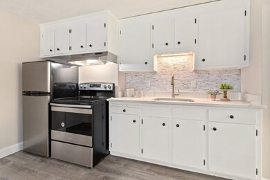 33 Montvale Ave unit 3, Woburn, MA 01801 - photo 6