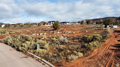 1297 E Cactus Dr, Apple Valley, UT 84737 - photo 2