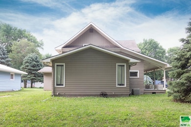 104 S 8th St, Mapleton, IA 51034 - photo 4