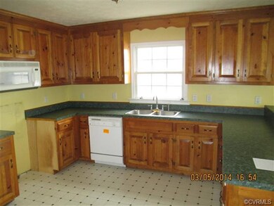 8085 Sweet Dixie Ln, Quinton, VA 23141 - photo 4