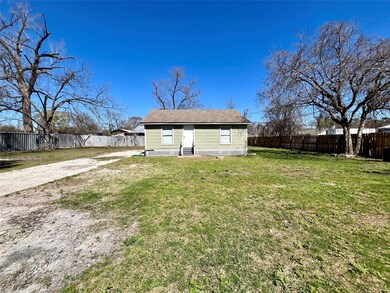 4513 Lone Oak Rd, Houston, TX 77093 - photo 2