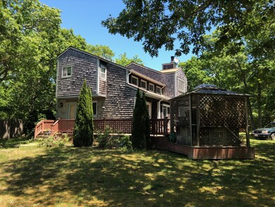 8 Hye Road - Main House