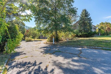 1117 Main Rd, Riverhead, NY 11901 - photo 7