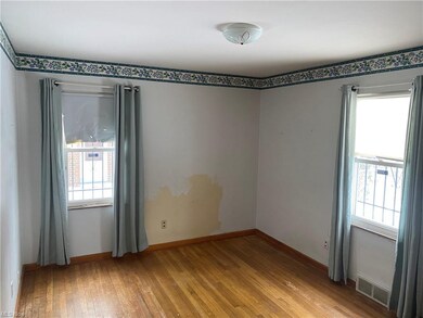 1534 E 254th St, Euclid, OH 44117 - photo 5