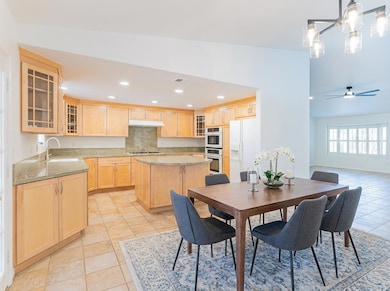 30805 Avenida Alvera, Cathedral City, CA 92234 - photo 3