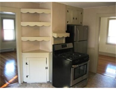 1 Peck St unit 2, Kingston, MA 02364 - photo 3