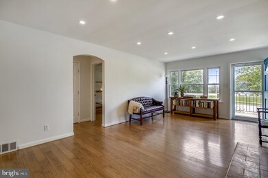 1617 Summit Ave, Halethorpe, MD 21227 - photo 4