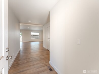 70 Salmon Dr, Wenatchee, WA 98801 - photo 3