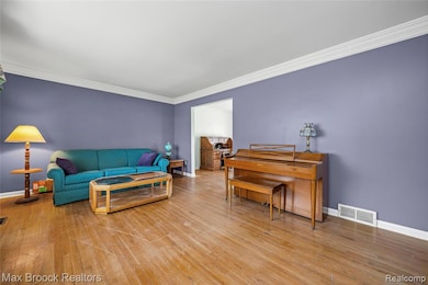 6335 Thorneycroft Dr, Shelby Township, MI 48316 - photo 7