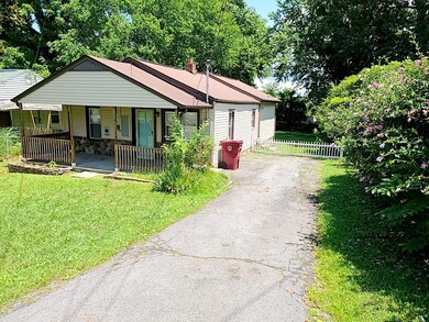 2212 Midway St, Johnson City, TN 37601 - photo 5